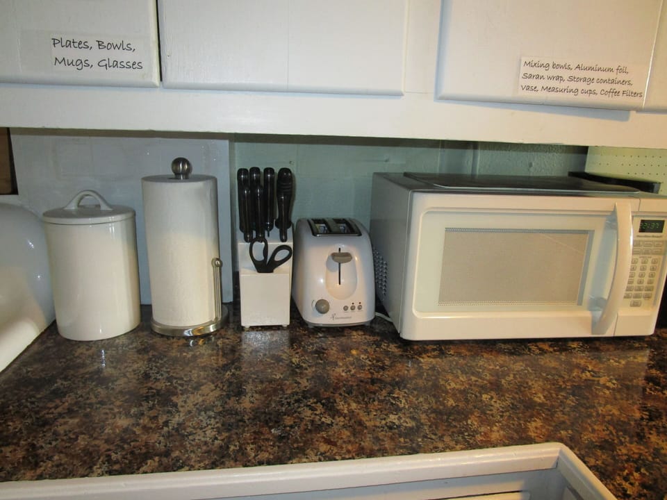 Microwave, toaster (& blender in the cupboard).