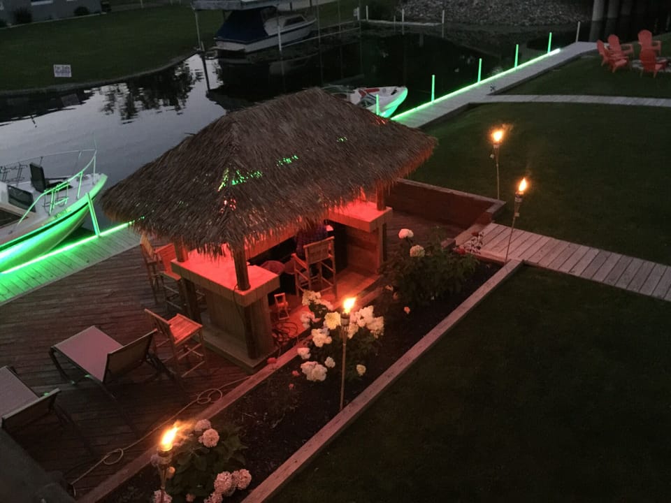 View of Tiki Bar on Owners deck , limited use subject to house rules considered.