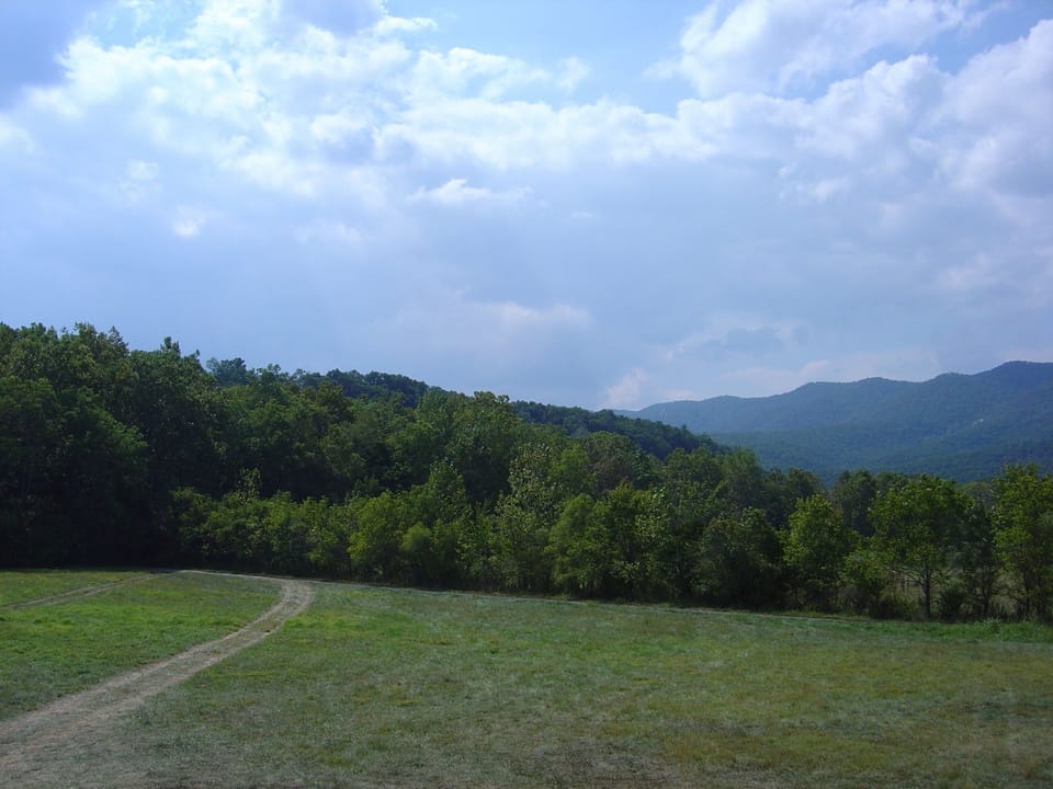driveway to the river & #20