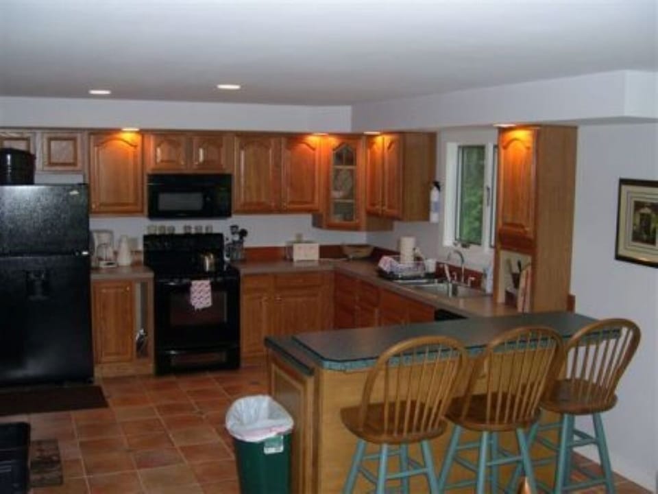 Fully Equipped great for cooking w/ocean views