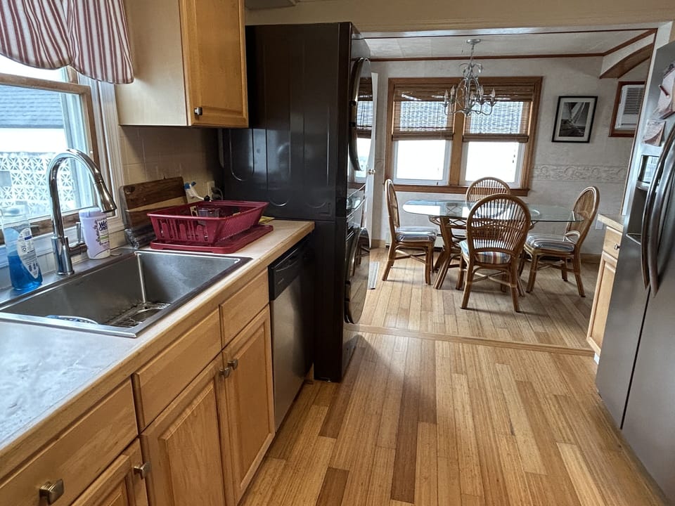 Kitchen - off dining area