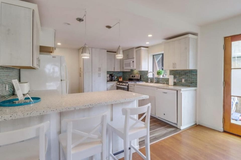 Bottom Unit