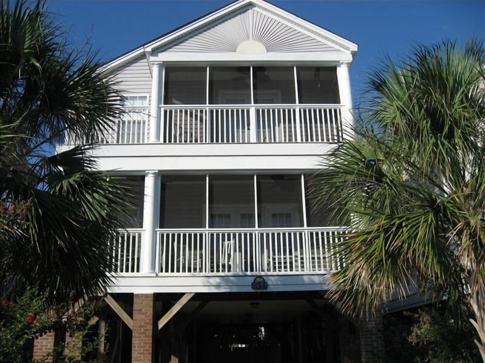 Standalone 2700 square foot house. Three porches and an exterior enclosed shower