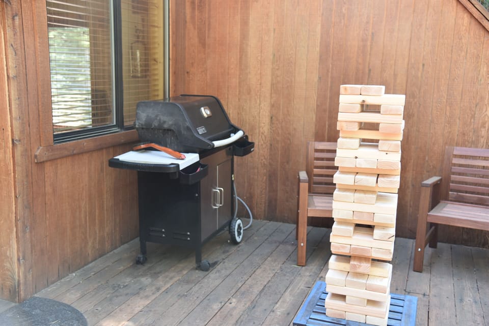 upstairs deck.  Enjoy a game of Jenga after your BBQ.