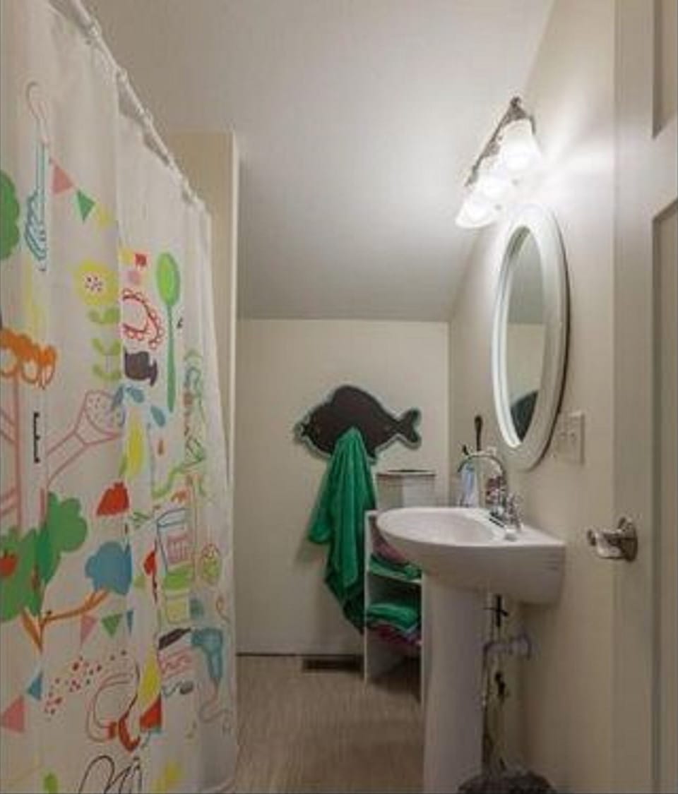 On Demand Hot water !
So you'll never have to take a cold Shower !