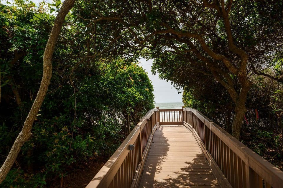 Just across the road, "our" boardwalk #15 with ramp leading to the beach. 
