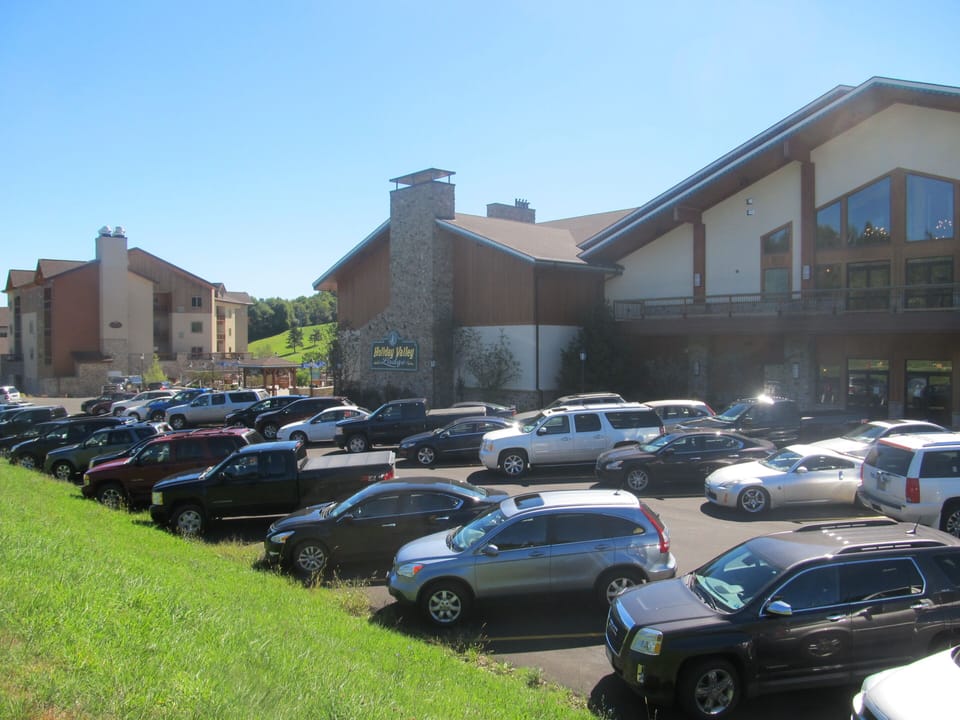 New Chalet next door to Tamarack Club - receptions and conferences