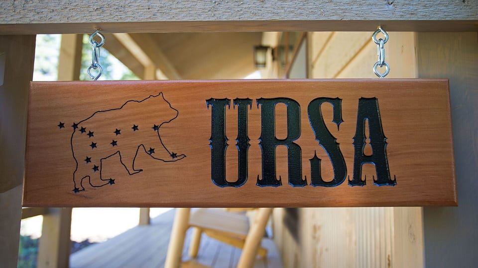 Silver Willows "Ursa" Cabin is named for the bear constellation.
