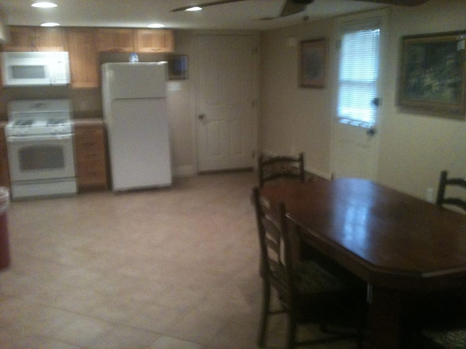 Dining Room/Kitchen