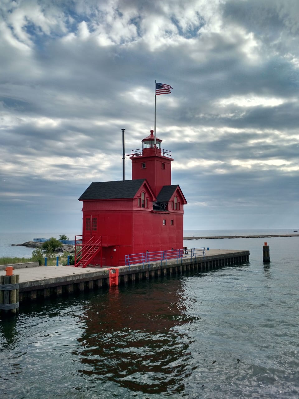 Holland lighthouse, Holland, MI.
(Approx. 49 mile drive)