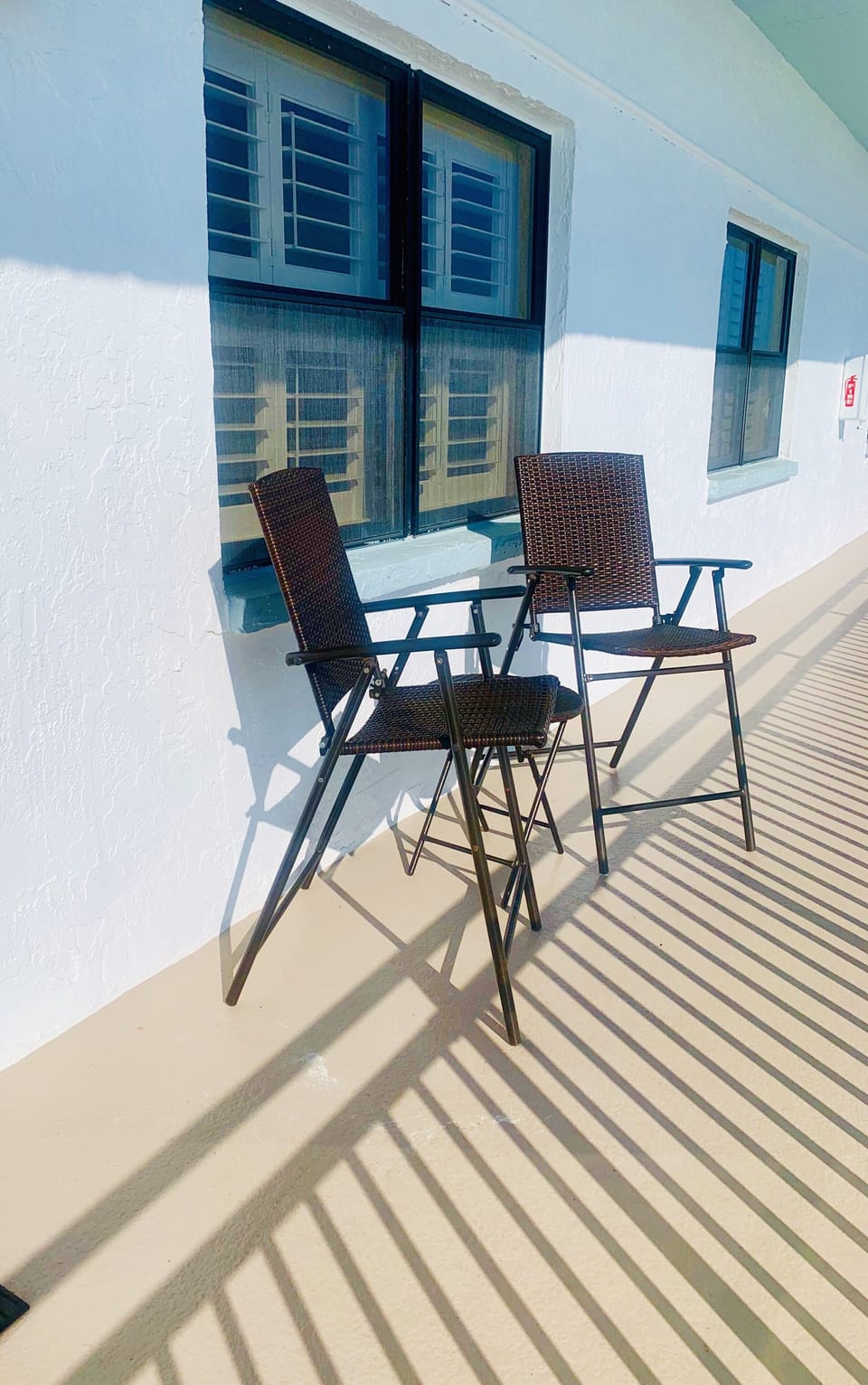 Great place to sit & watch the sunset 4 chairs total