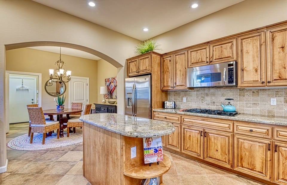 Kitchen and eating nook
