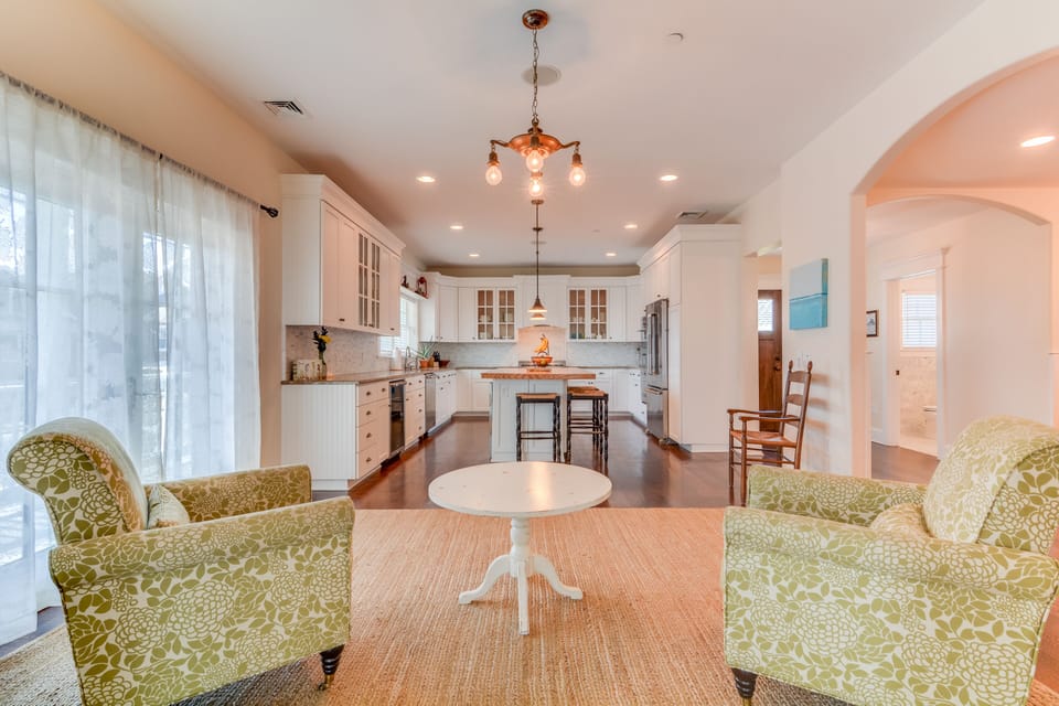 Sitting Room off of Kitchen