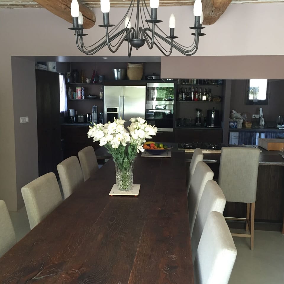 KITCHEN DINING