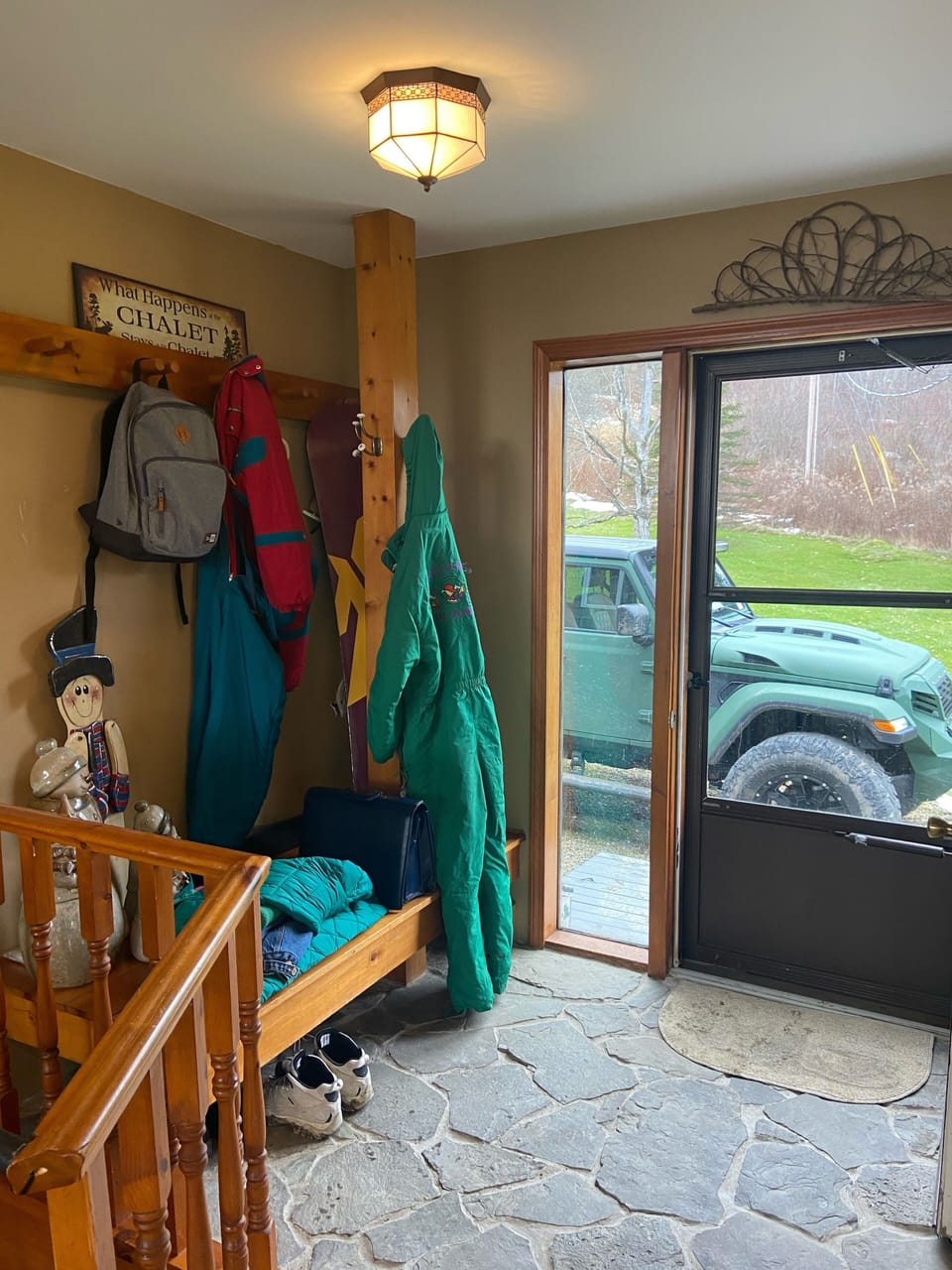 Entry way 