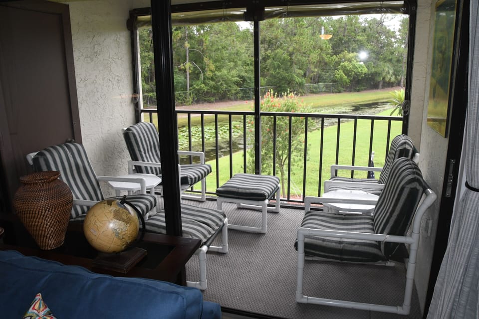 Patio or Lanai ....with furniture
