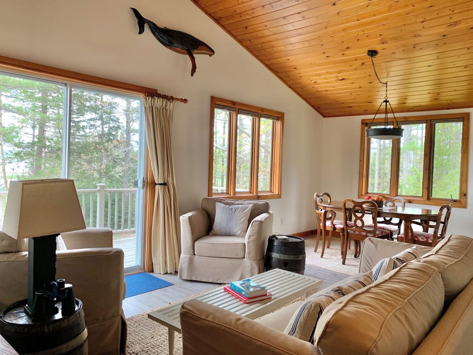 Upstairs living & dining room