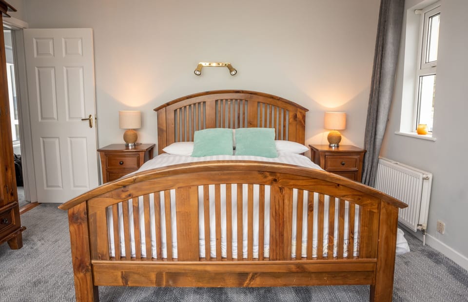 Master Bedroom ensuite, ground level