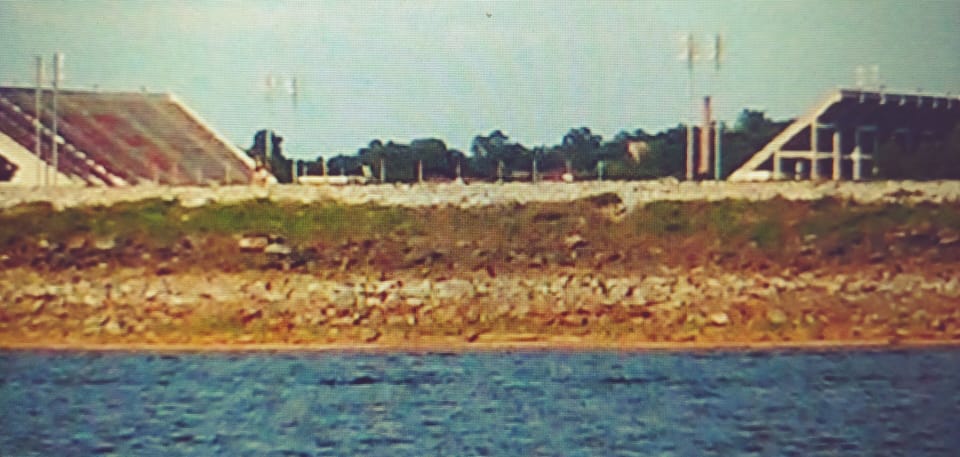 10 Minute by Boat from my Dock