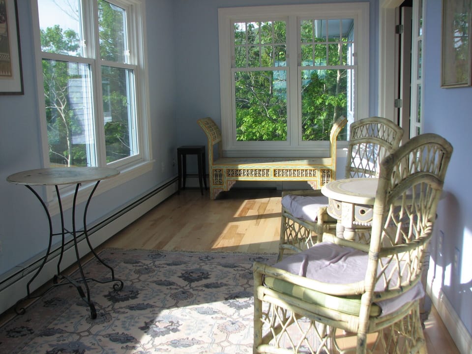 The Sun Room provides panoramic ocean views. And above all, memorable sunrises. 