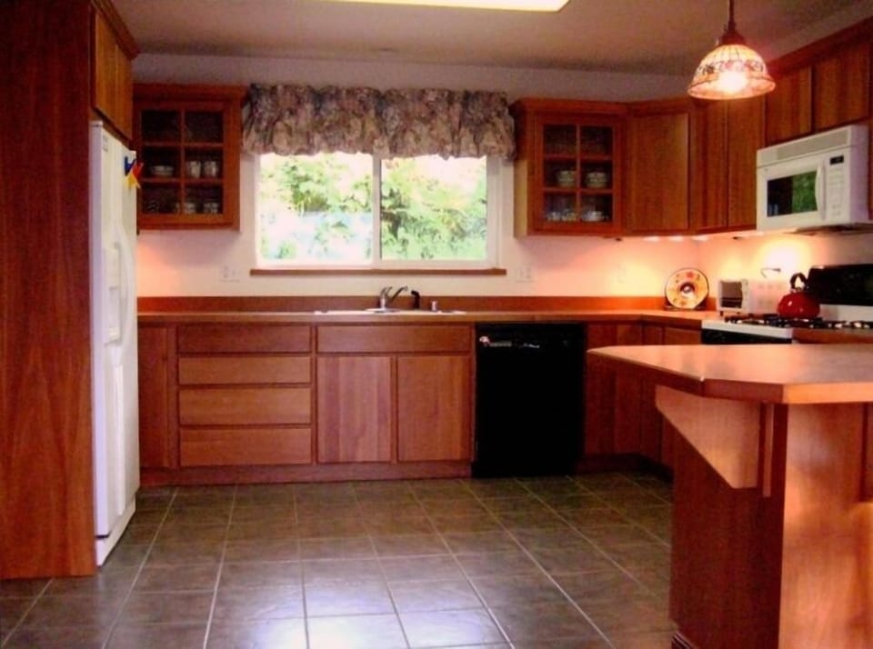 Kitchen at the upper level unit