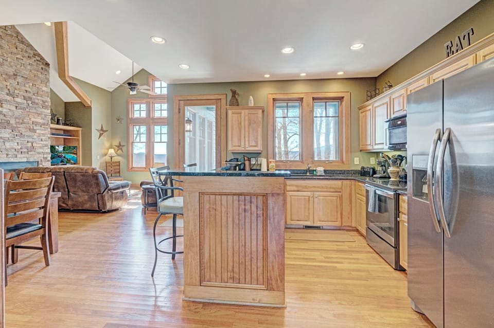 Kitchen--- Granite Counter-tops, Open Floor Plan