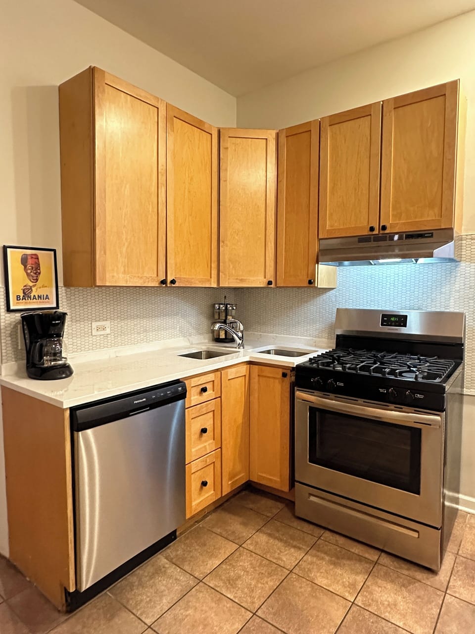 Kitchen sink area