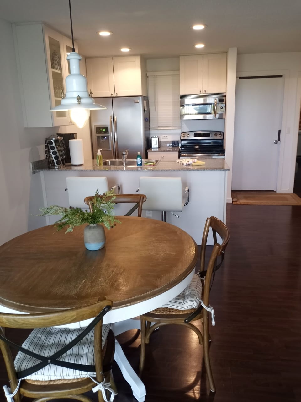 Dining Area with view to Kitchen