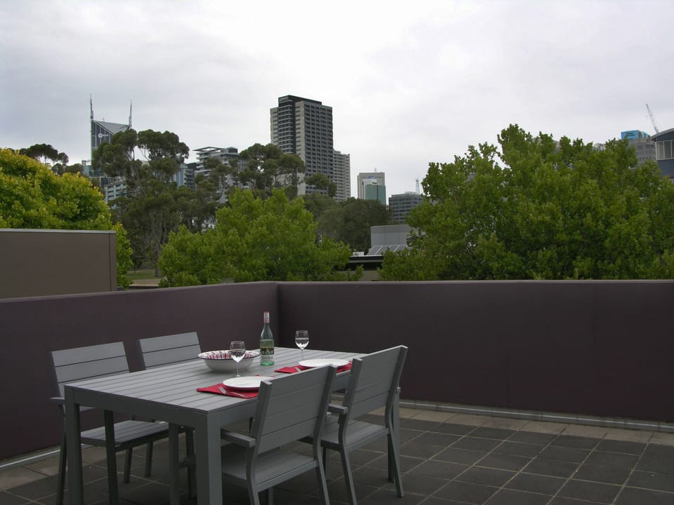 Time to Relax and enjoy Melbourne.
