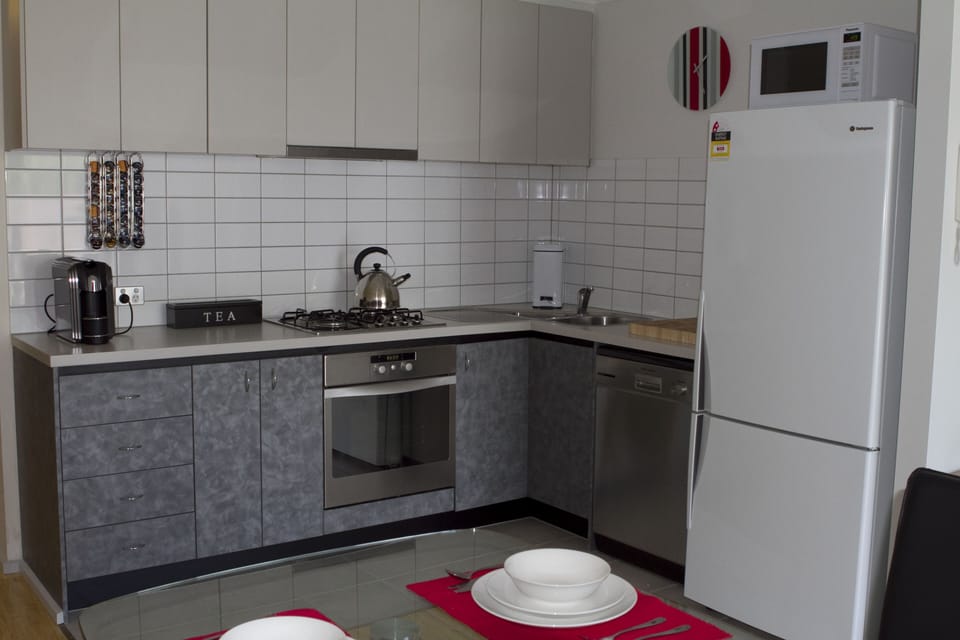 Fully equipped kitchen with quality equipment.