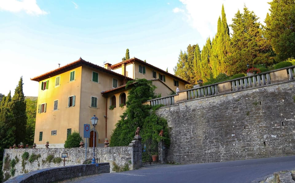 main gate entrance to the Villa