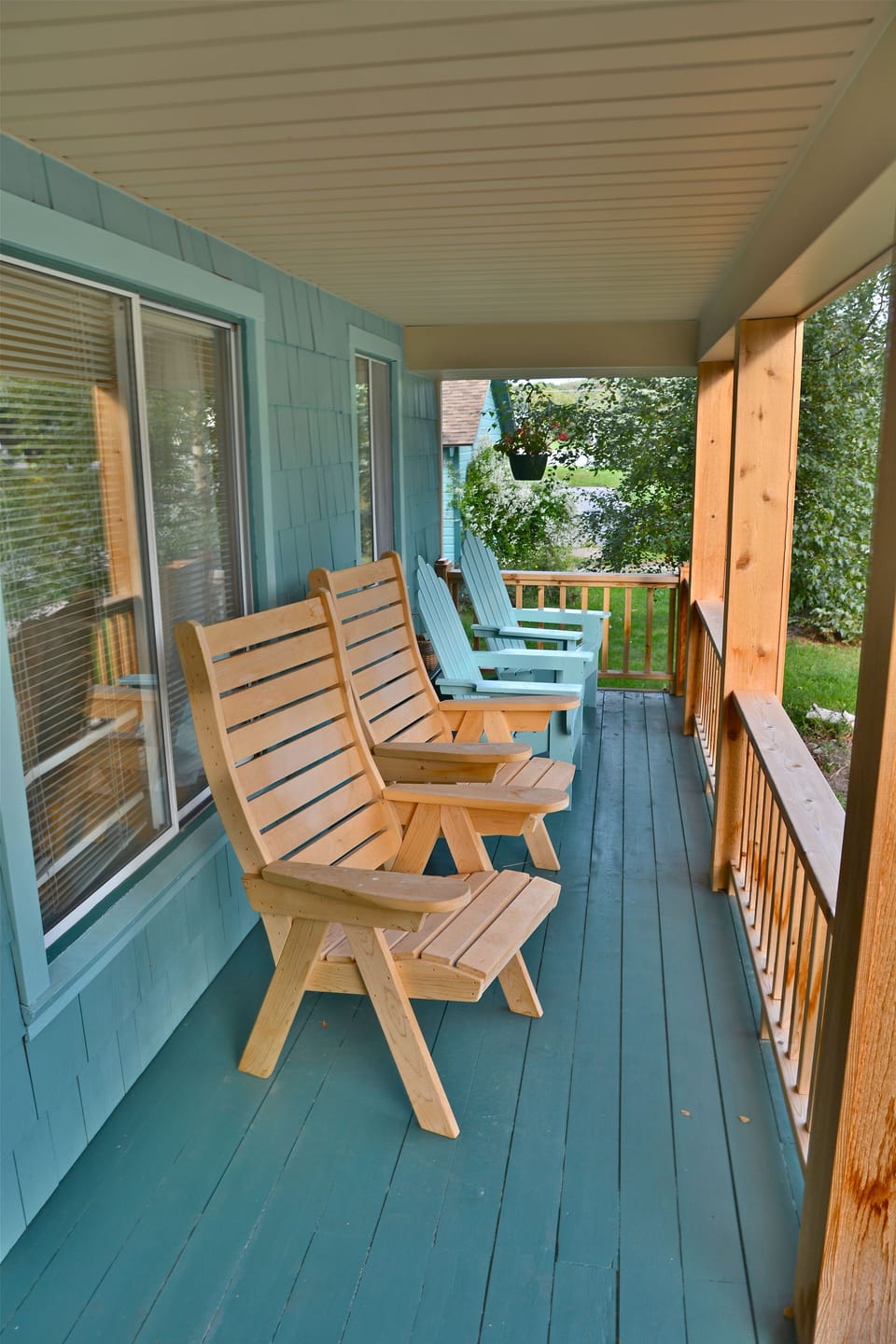 Front porch
