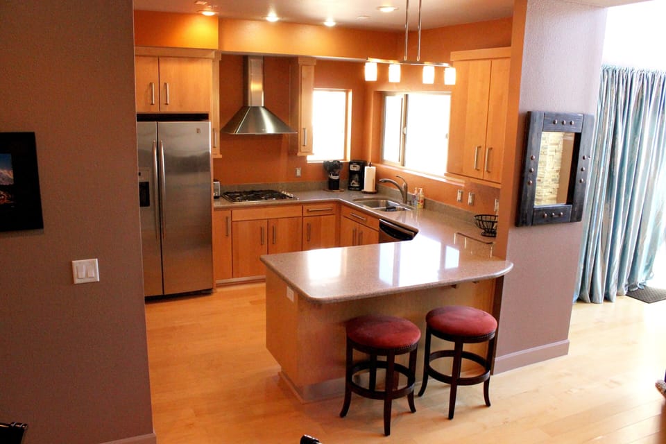 Fully stocked Kitchen