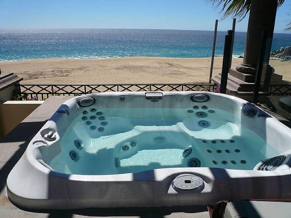 Jacuzzi Hot Tub