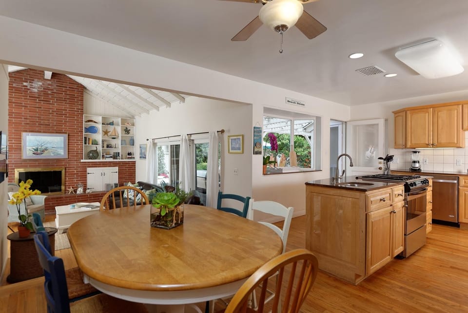 Kitchen with dining area