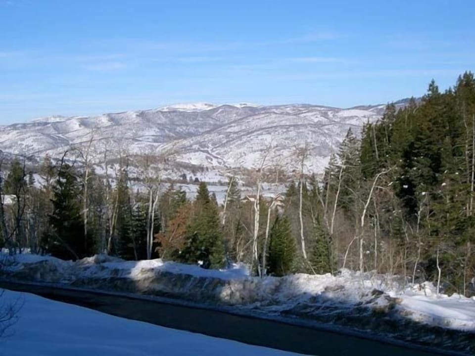 Views of mountains from hot tub kitchen, master bedroom and reading room