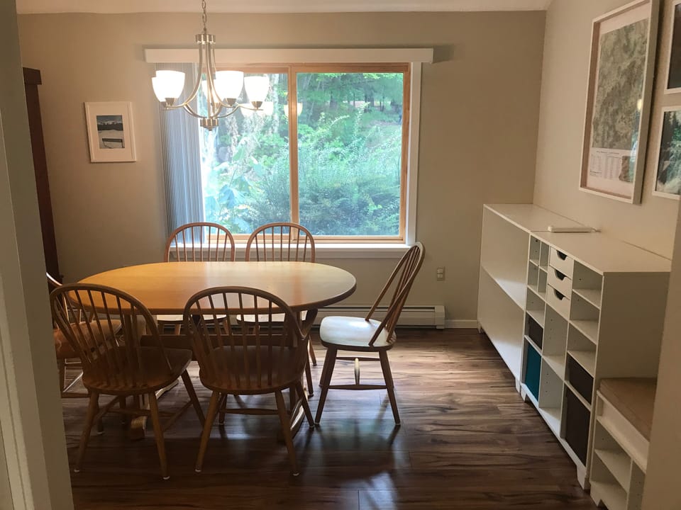 Dinning room 2