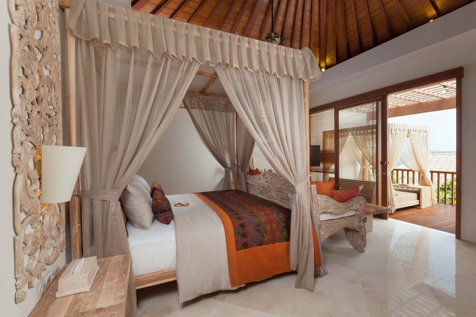 Jacuzzi Sea View Villa at Purnama beach
