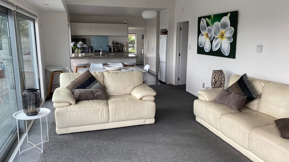 Living indoors and outdoors