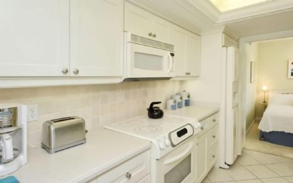 Kitchen- Leading to 3rd Bedroom