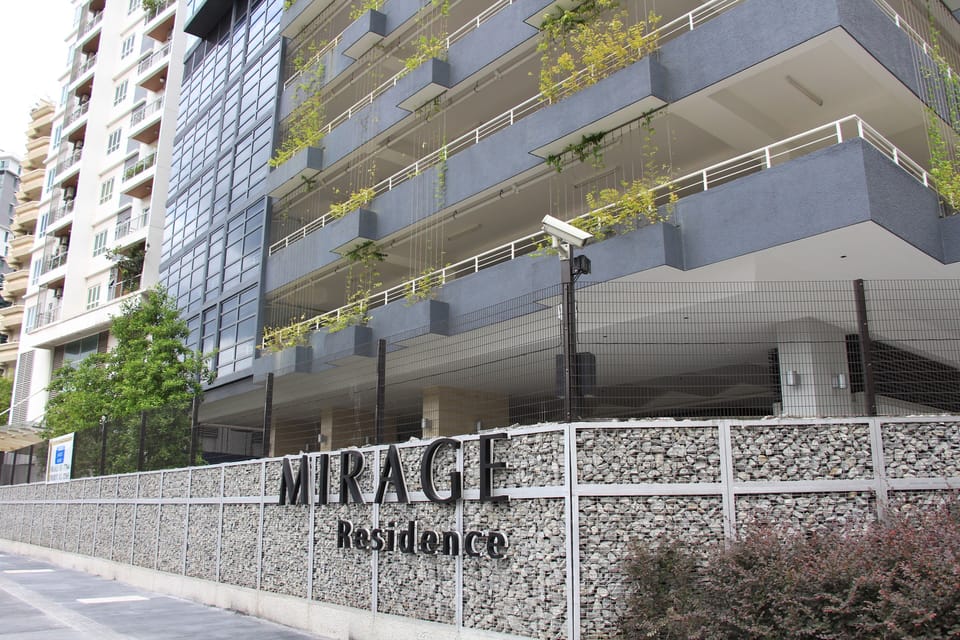 Practical Stay For Business Trip(Mirage)