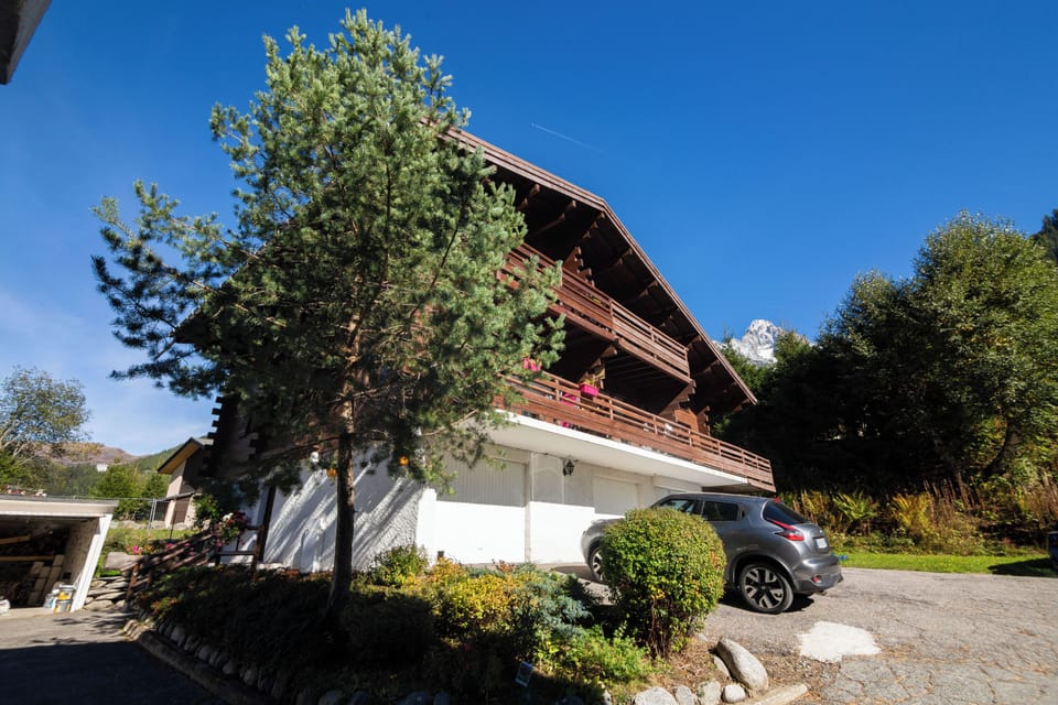 Amethystes Residence - central in the ski resort and next to bus stop