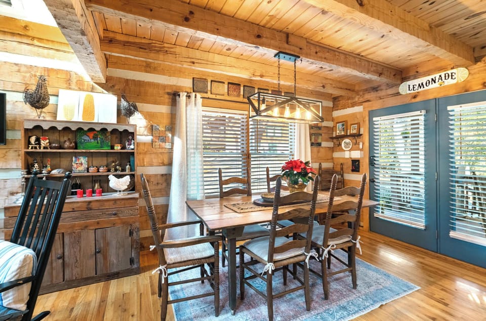 Dining Room--- Open Floor Plan