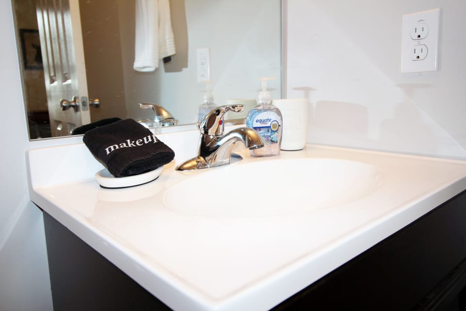 Ensuite bathrooms in each bedroom