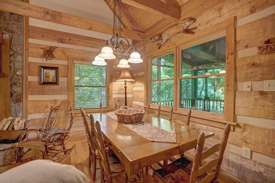 Dining Room Area