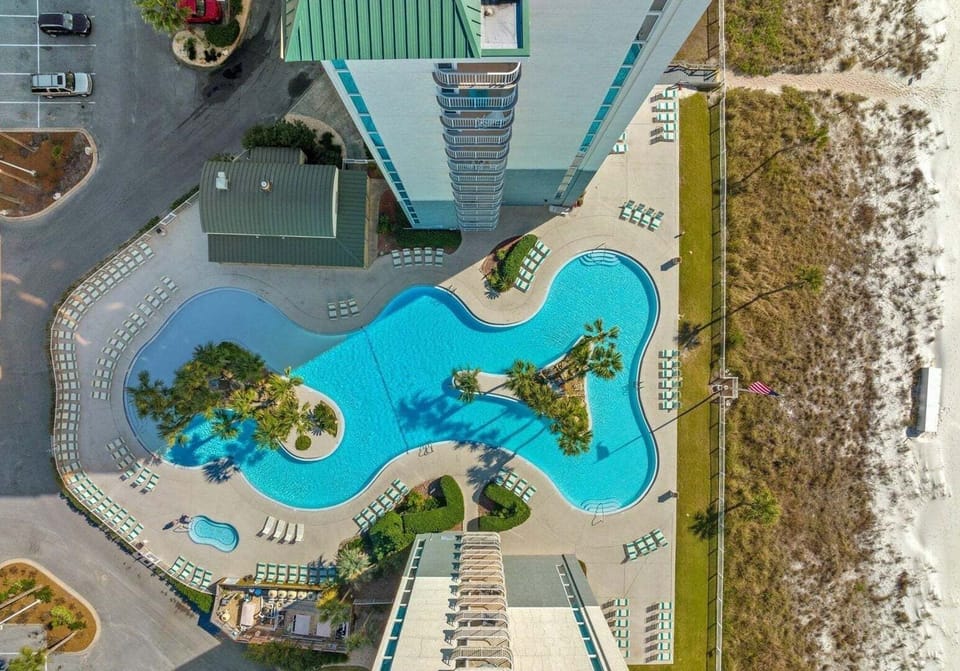Lagoon pool