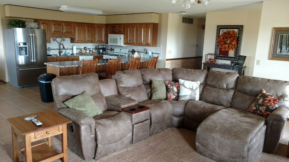 Living room & kitchen area