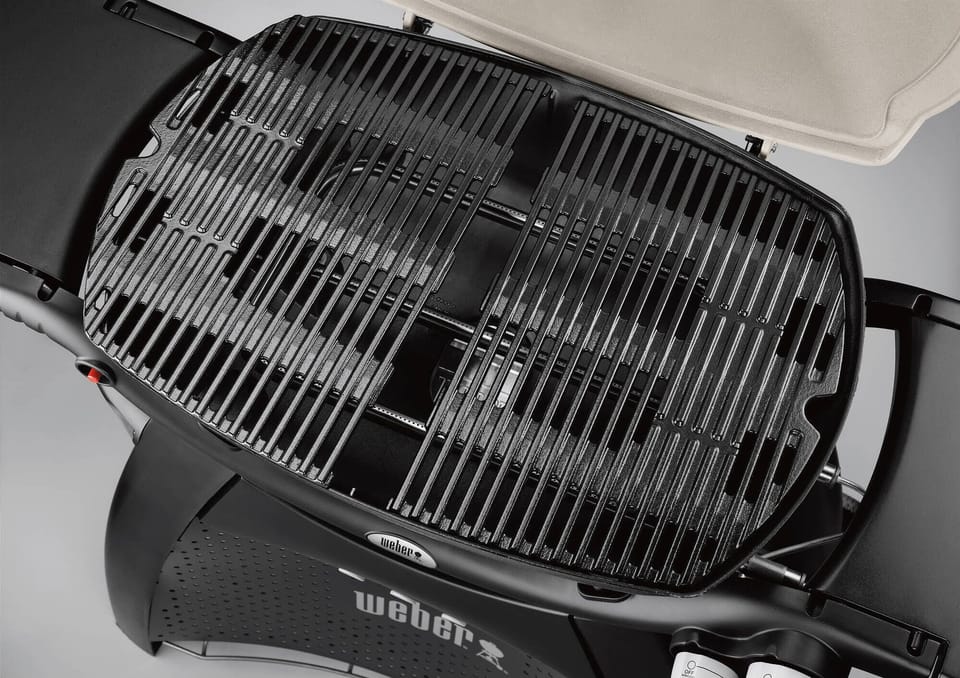 WEBER GAS BBQ