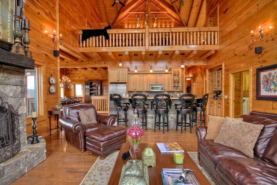 Living room & kitchen
