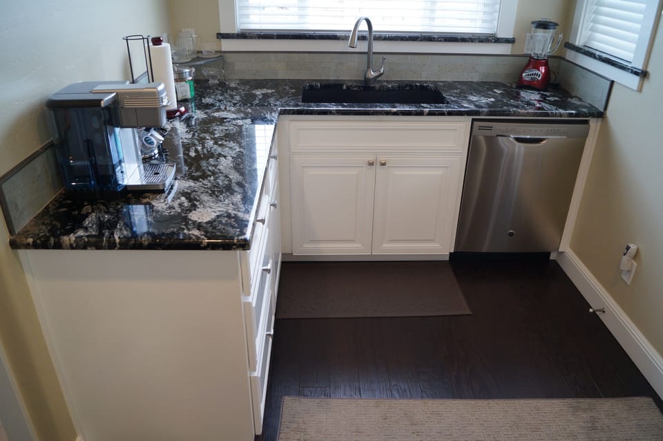 Coffee bar, sink and dishwasher